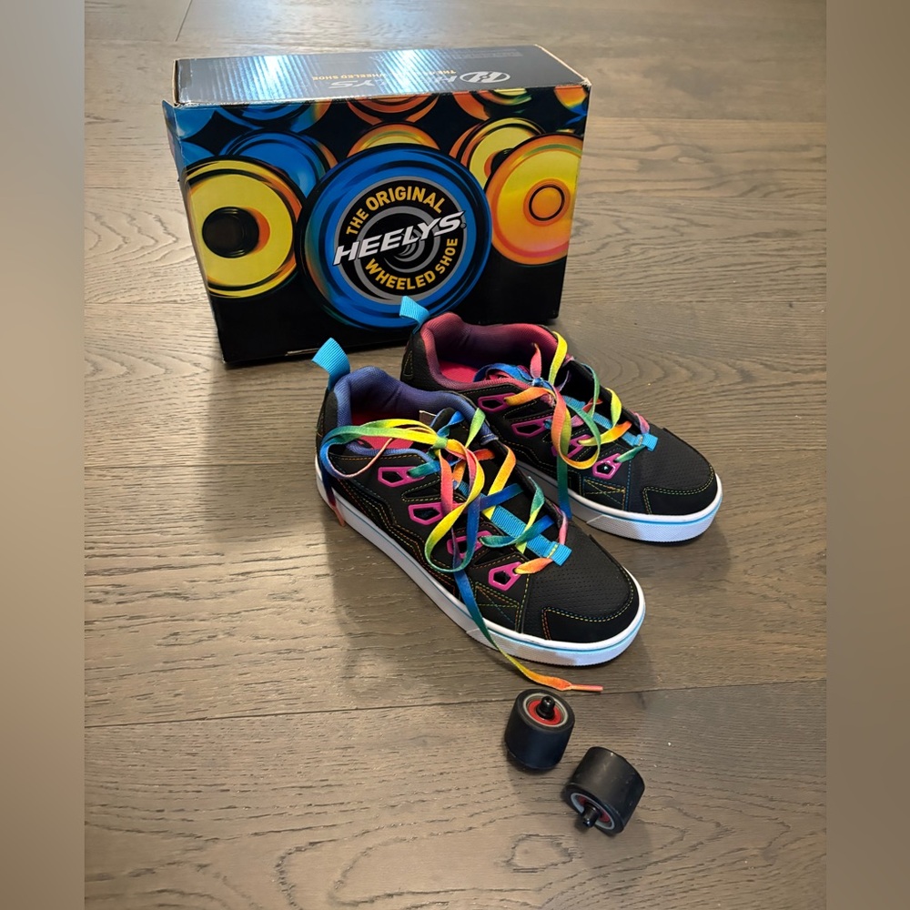 Heely’s youth girls runners (optional wheels) sz 5 youth new